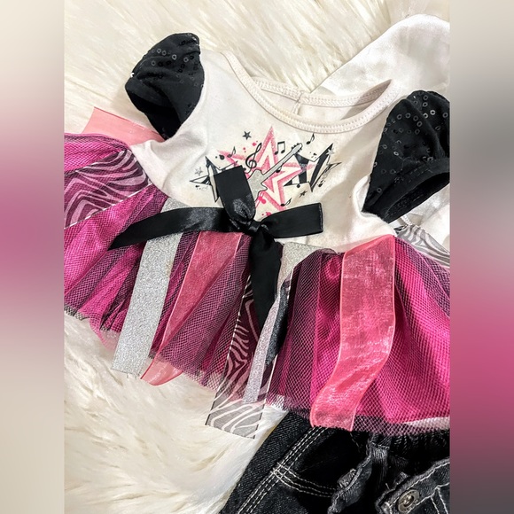 Build-A-Bear Lot Rocker Bear with AUX Cable Girl Clothes and Skechers - Picture 11 of 12